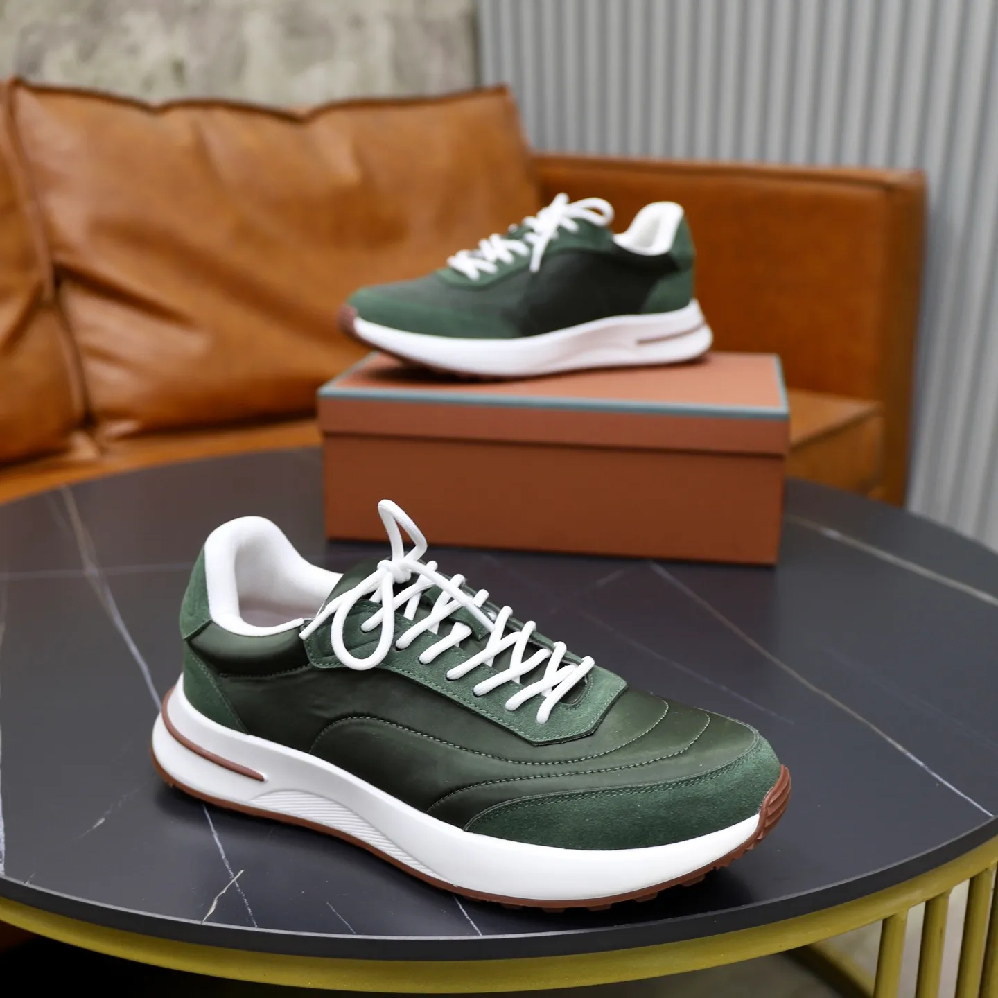 Ex-factory price: 462💰Loropiana LP men's shoes ♞size; 38-44 "45. Customized" original leather splicing. It is really easy to wear, lazy, relaxed, casual, perfect comfort, and there are many color choices, and they all look good with clothes. Is it true that Loropiana can bring social value? “Loropiana is the best thing money can buy”